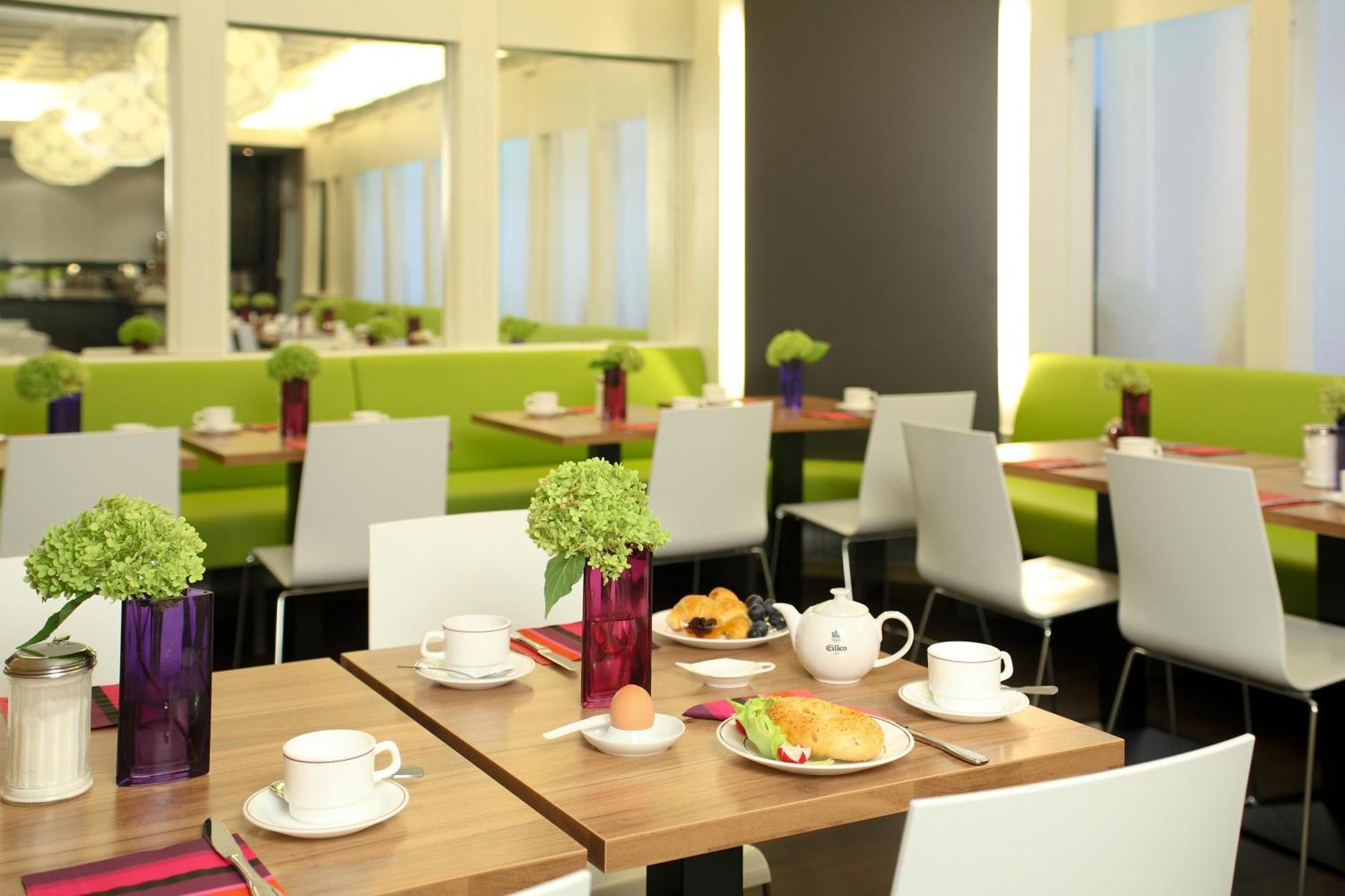 Отель Ibis Styles Frankfurt City Франкфурт-на-Майне Экстерьер фото